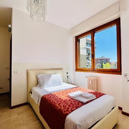 Green Guest House Milano Dış mekan fotoğraf