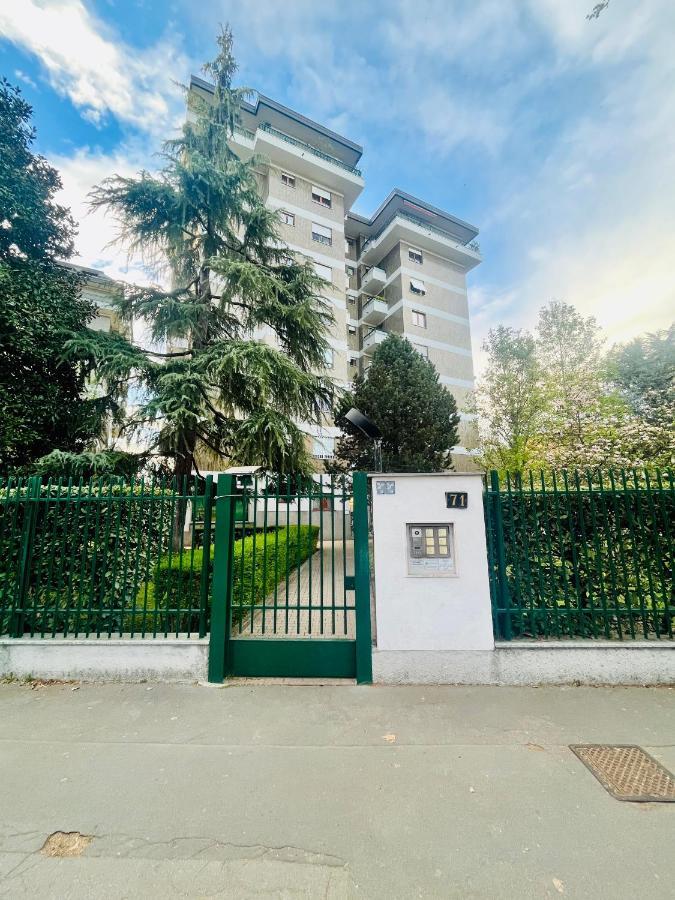 Green Guest House Milano Dış mekan fotoğraf